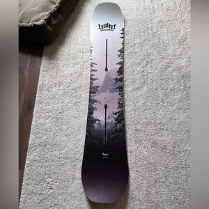 Women's Burton Feelgood Camber Snowboard 146